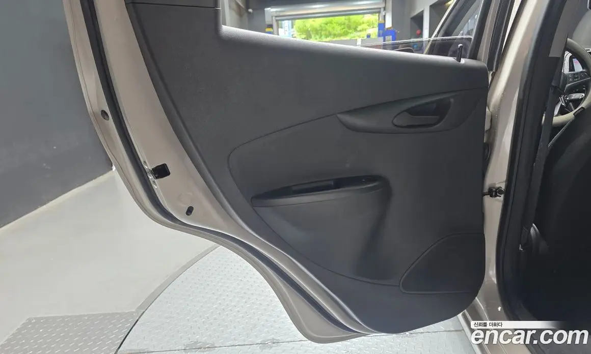 Chevrolet Spark 2016 1.0 автомат (гидро), фото 15