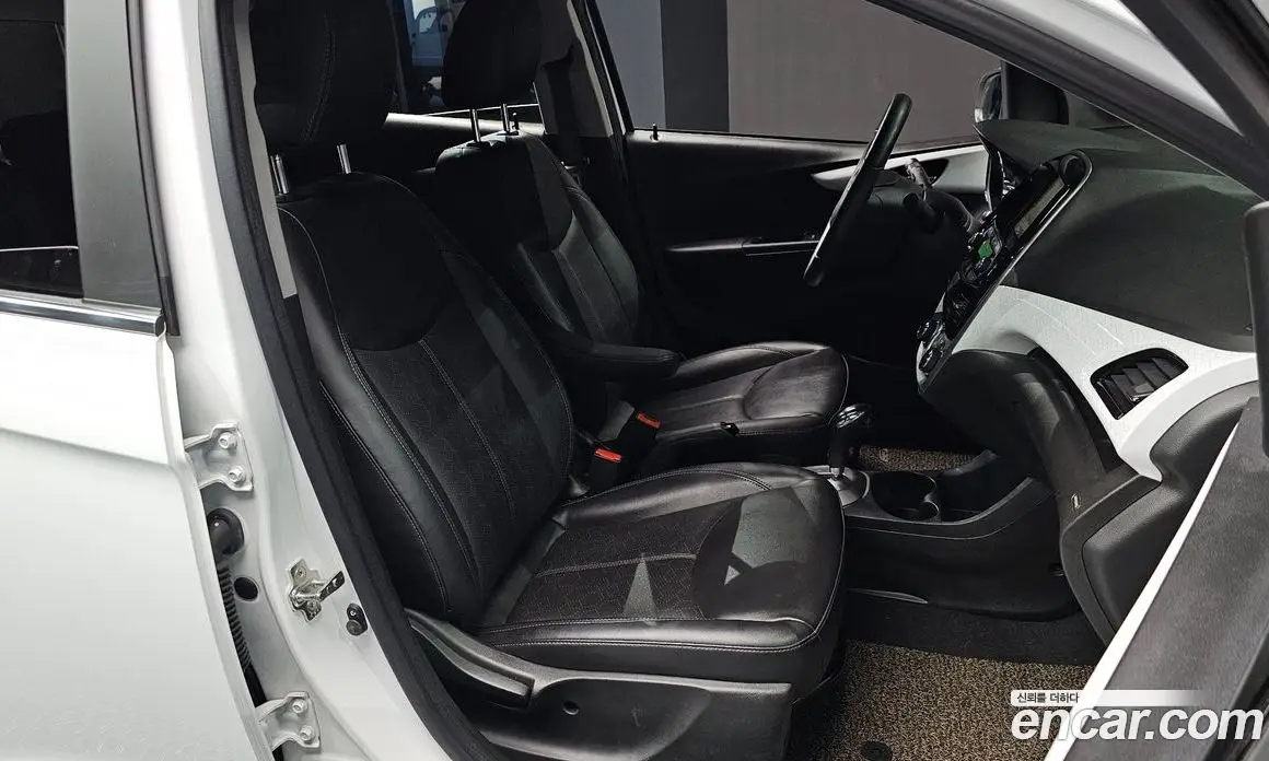 Chevrolet Spark 2016 1.0 автомат (гидро), фото 15