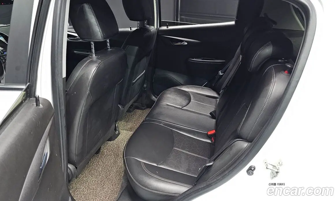 Chevrolet Spark 2016 1.0 автомат (гидро), фото 17