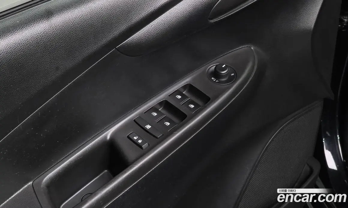 Chevrolet Spark 2016 1.0 автомат (гидро), фото 16