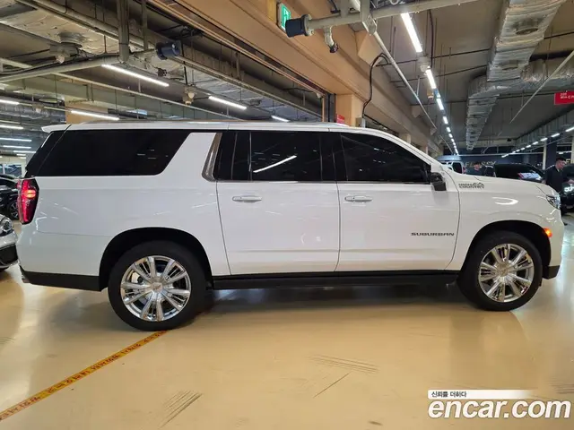 Chevrolet Surburban 2021 6.2 автомат (гидро), миниатюра 2