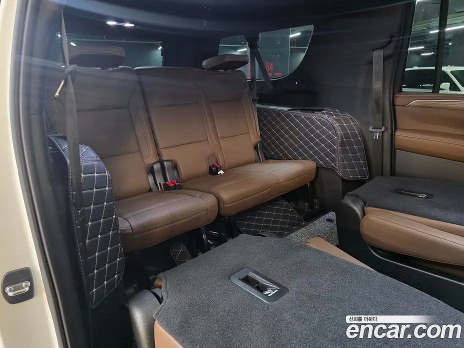 Chevrolet Surburban 2021 6.2 автомат (гидро), фото 18