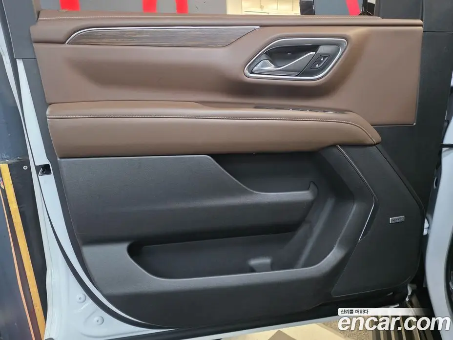 Chevrolet Surburban 2021 6.2 автомат (гидро), фото 5