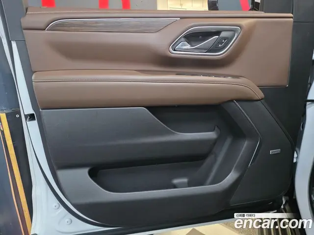 Chevrolet Surburban 2021 6.2 автомат (гидро), миниатюра 5
