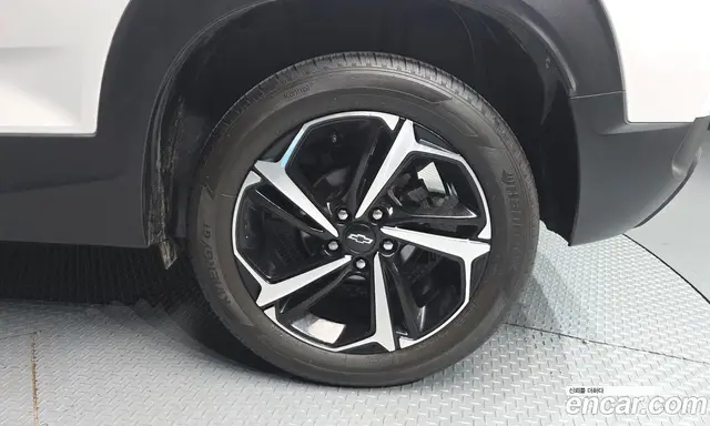 Chevrolet TrailBlazer 2022 1.3 автомат (гидро), миниатюра 7