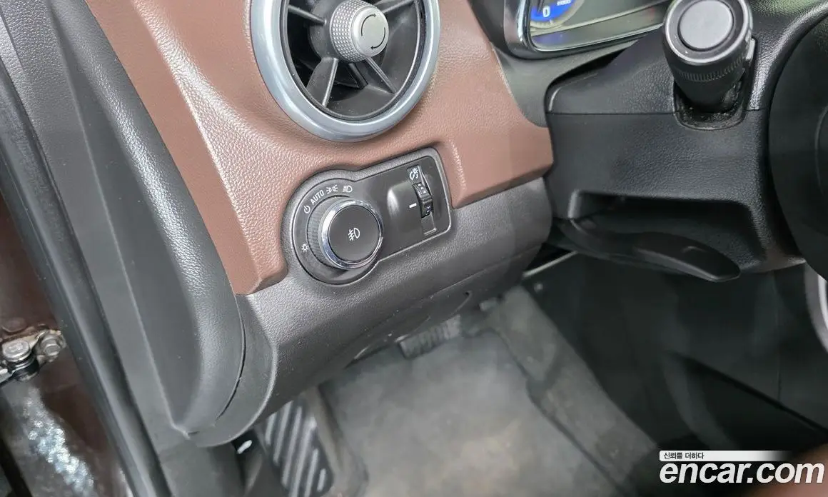 Chevrolet Trax 2015 1.4 автомат (гидро), фото 24