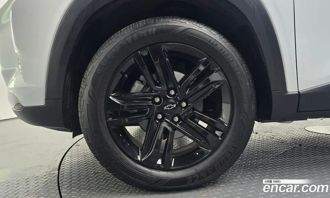 Chevrolet Trax 2023 1.2 автомат (гидро), фото 5