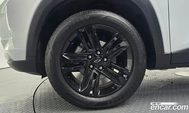 Chevrolet Trax 2023 1.2 автомат (гидро), миниатюра 5