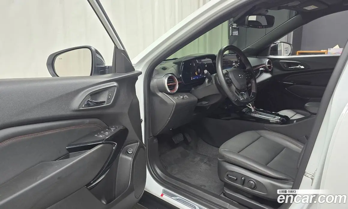 Chevrolet Trax 2024 1.2 автомат (гидро), фото 13