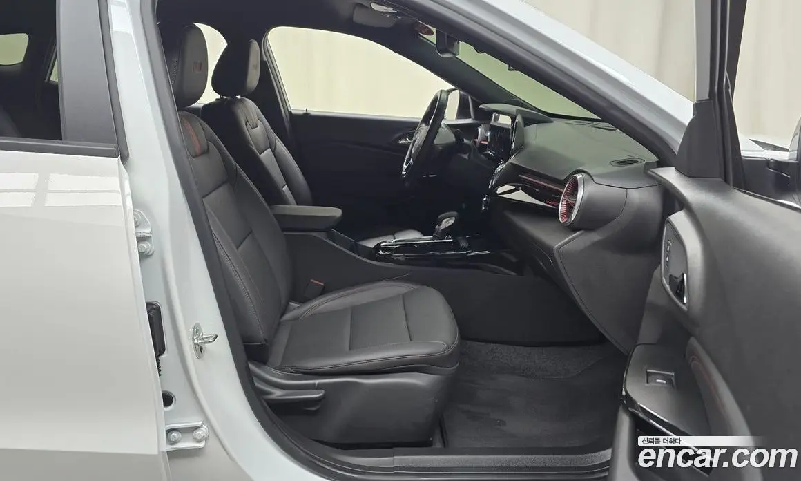Chevrolet Trax 2024 1.2 автомат (гидро), фото 16