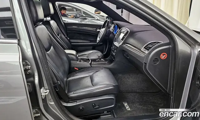 Chrysler 300C 2012 3.6 автомат (гидро), миниатюра 11 Chrysler 300C 2012 3.6 автомат (гидро), миниатюра 11