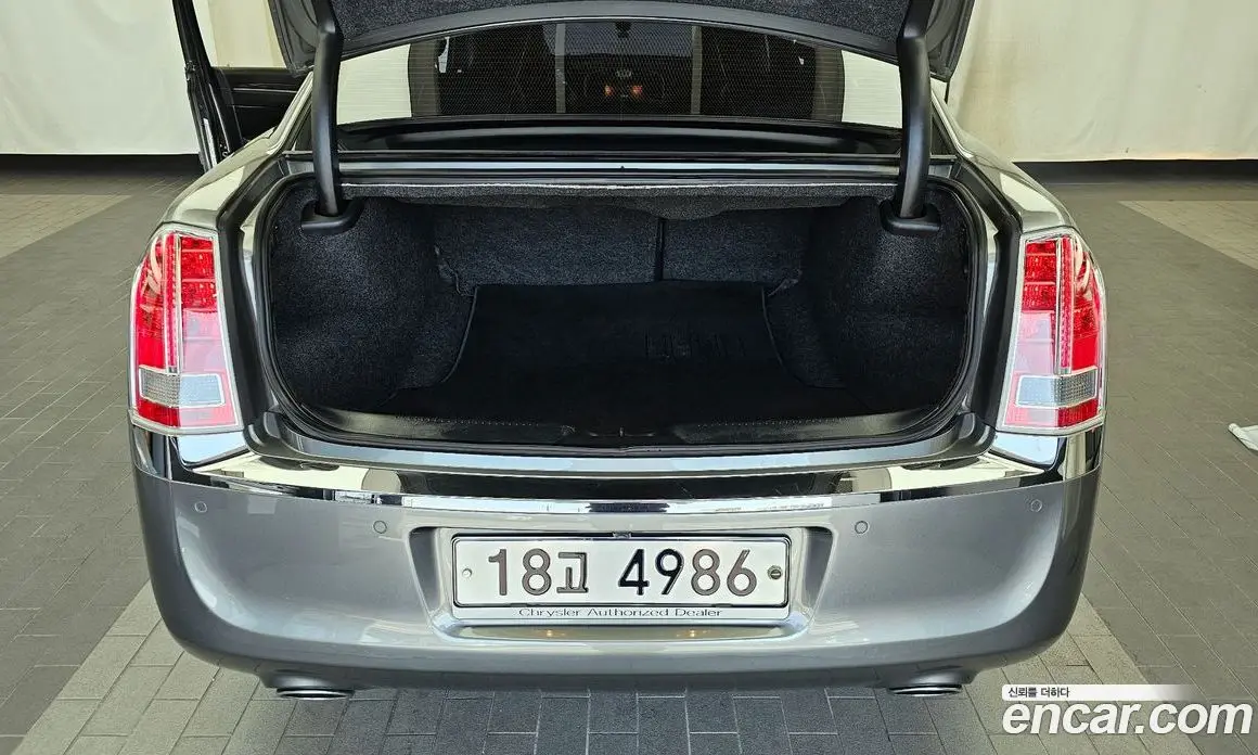 Chrysler 300C 2012 3.6 автомат (гидро), фото 20 Chrysler 300C 2012 3.6 автомат (гидро), фото 20