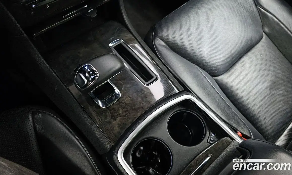 Chrysler 300C 2012 3.6 автомат (гидро), фото 9 Chrysler 300C 2012 3.6 автомат (гидро), фото 9