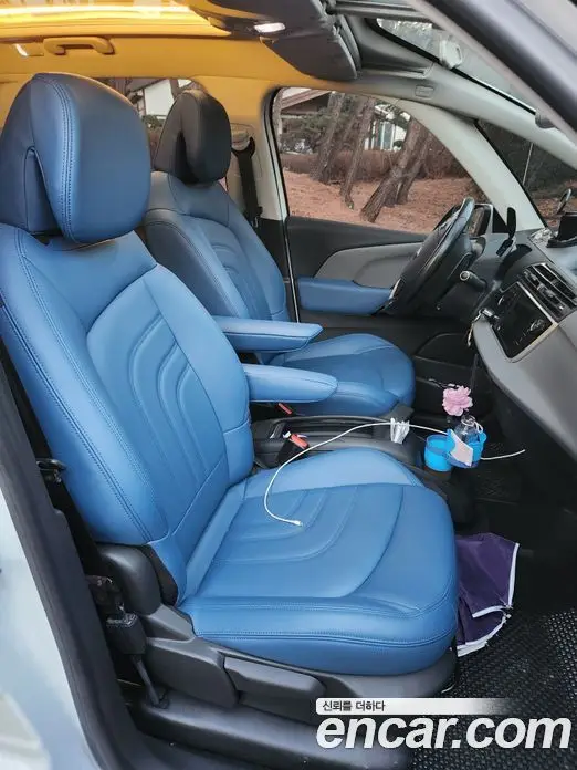 Citroen C4 Picasso 2018 1.6 автомат (гидро), миниатюра 4 Citroen C4 Picasso 2018 1.6 автомат (гидро), миниатюра 4