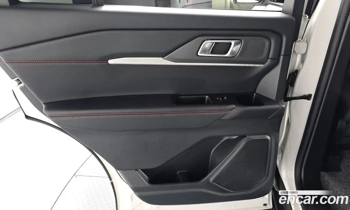 Ford Explorer 2025 2.3 автомат (гидро), фото 14