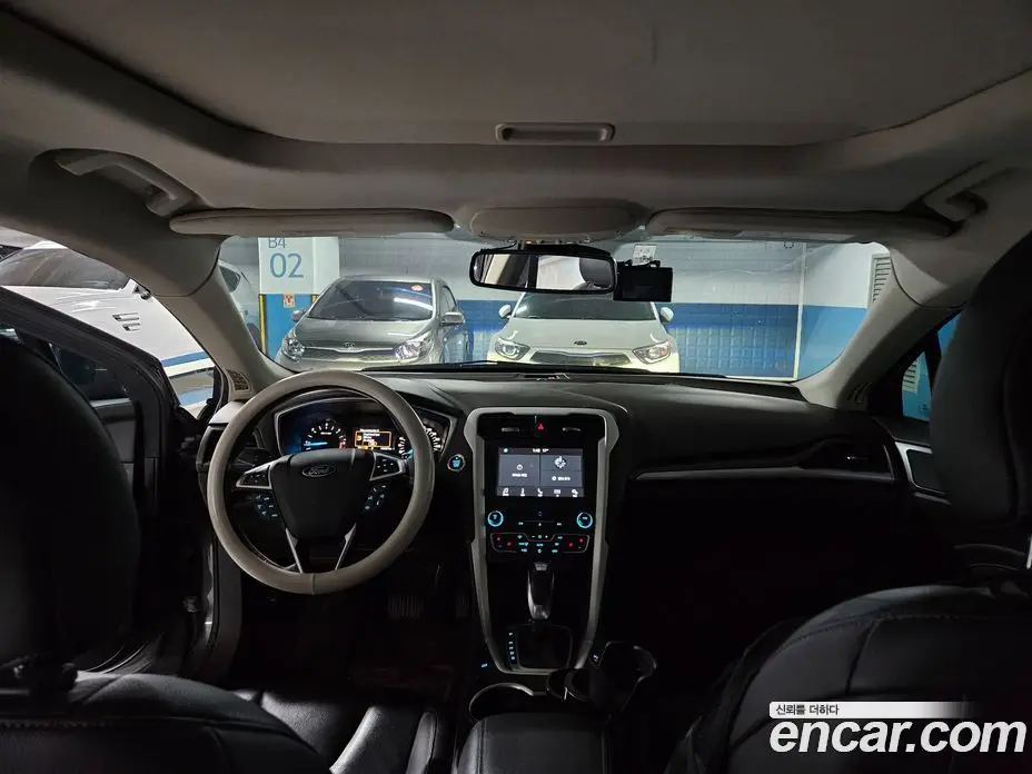 Ford Mondeo 2017 2.0 автомат (гидро), фото 9