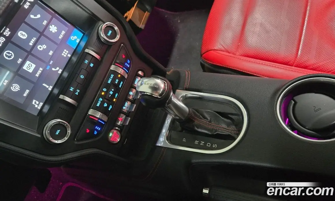 Ford Mustang 2019 5.0 автомат (гидро), фото 8