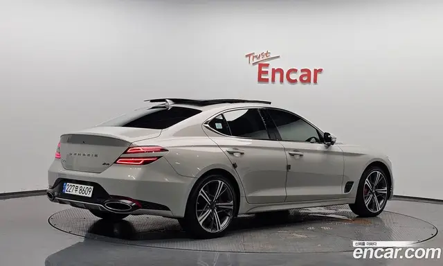 Genesis G70, 2023, 40 283 км