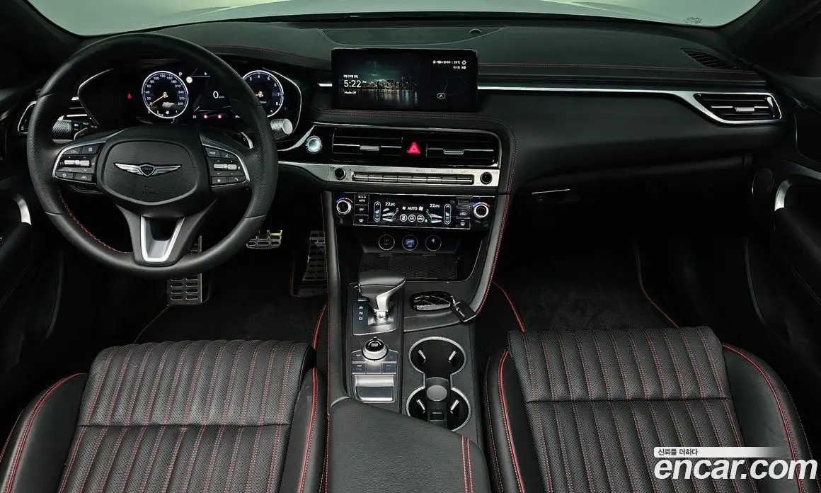 Genesis G70 2023 2.5 автомат (гидро), фото 9