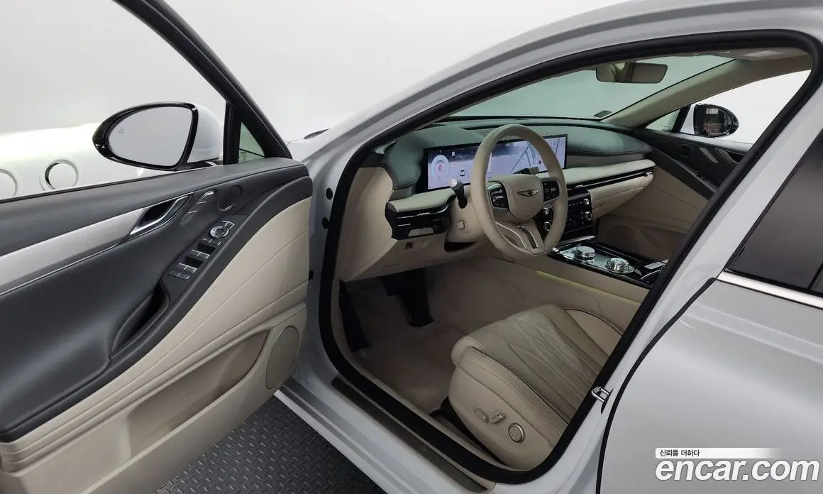 Genesis G80 2025 2.5 автомат (гидро), фото 13