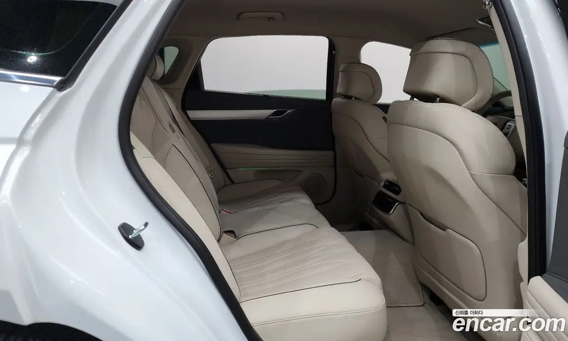 Genesis G80 2025 2.5 автомат (гидро), фото 17