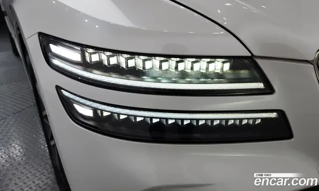 Genesis G80 2025 2.5 автомат (гидро), миниатюра 8