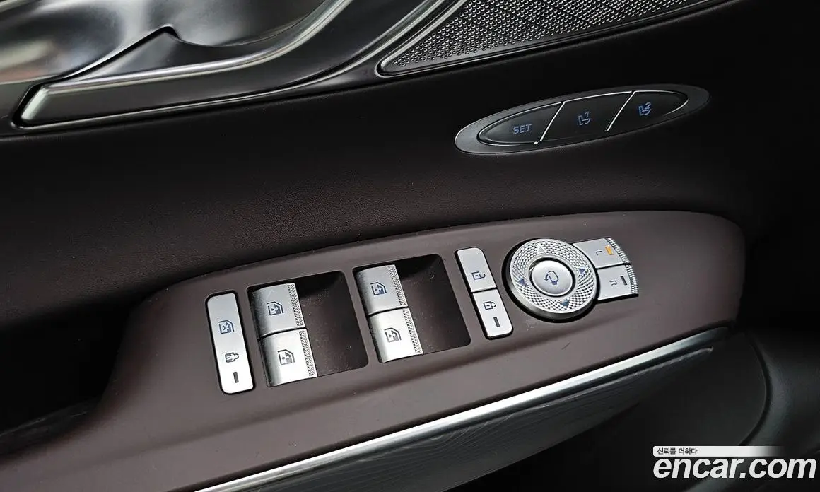 Genesis GV70 2021 2.5 автомат (гидро), фото 18