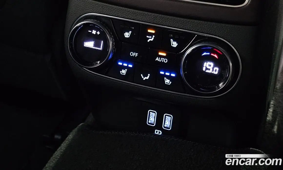 Genesis GV70 2021 2.5 автомат (гидро), фото 19