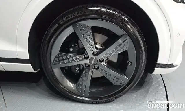 Genesis GV70 2022 2.5 автомат (гидро), миниатюра 5