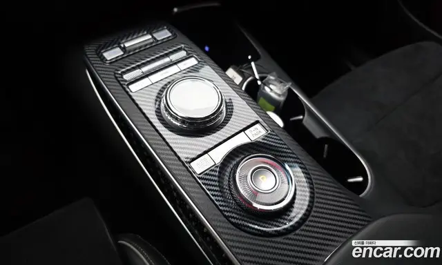 Genesis GV70 2022 2.5 автомат (гидро), миниатюра 9