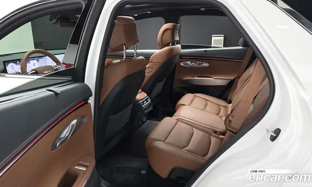 Genesis GV70 2025 2.5 автомат (гидро), миниатюра 12