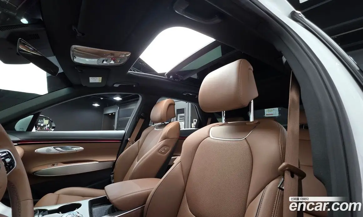 Genesis GV70 2025 2.5 автомат (гидро), фото 17