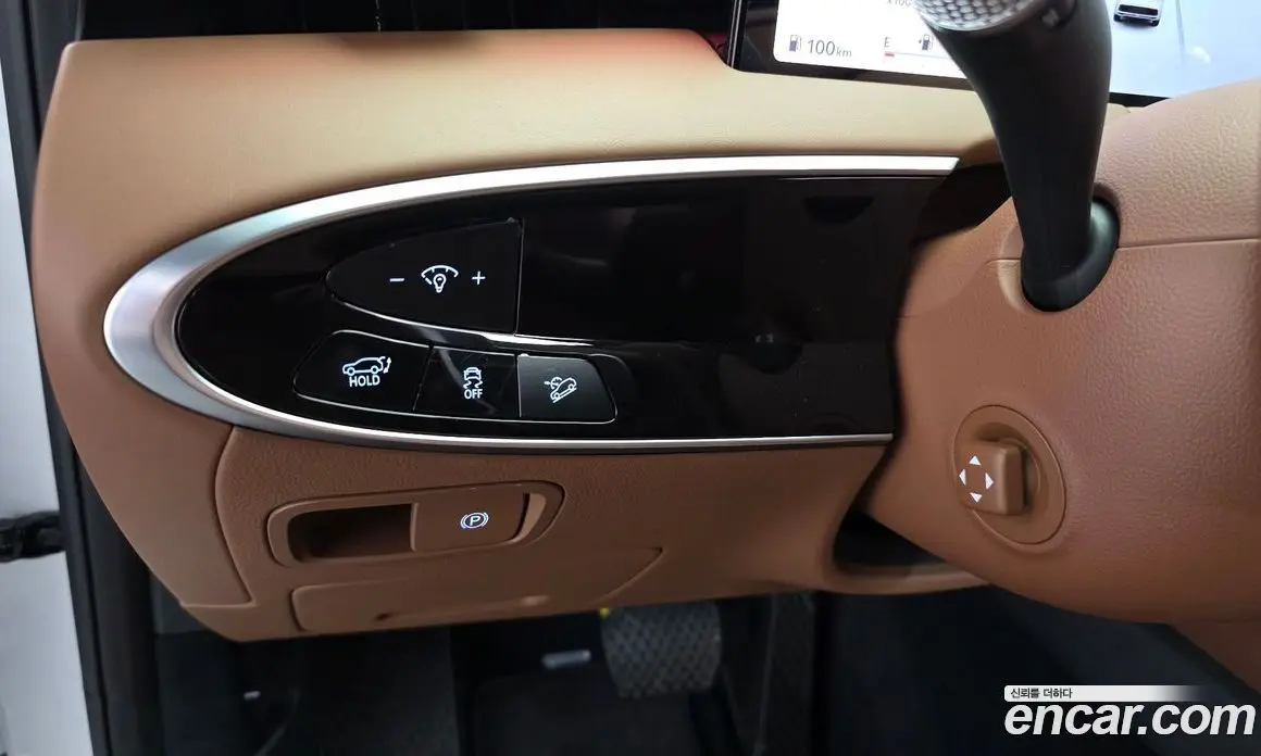 Genesis GV70 2025 2.5 автомат (гидро), фото 18