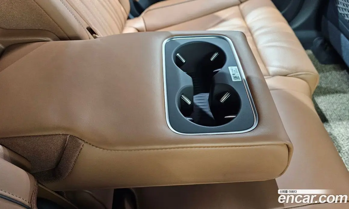 Genesis GV70 2025 2.5 автомат (гидро), фото 23