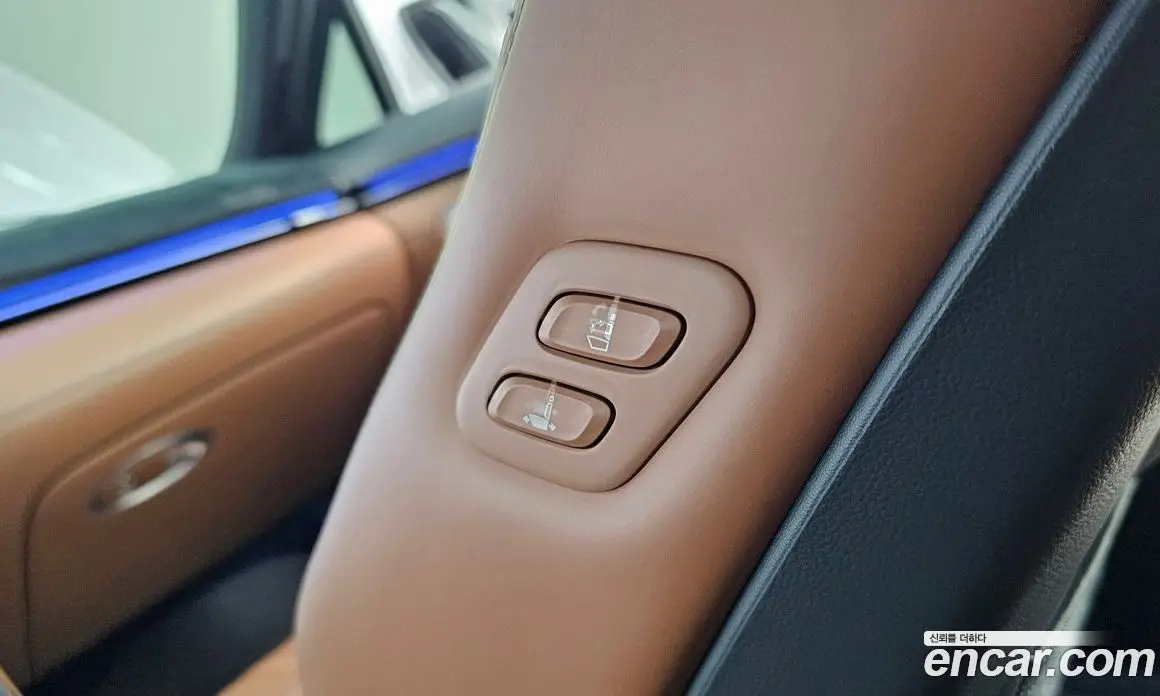 Genesis GV70 2025 2.5 автомат (гидро), фото 27
