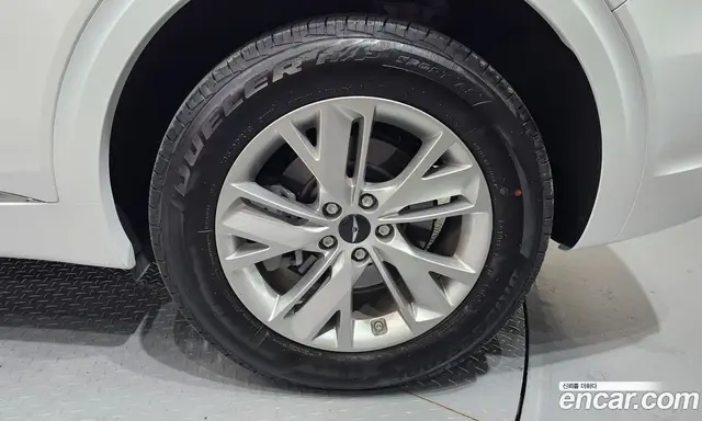 Genesis GV70 2025 2.5 автомат (гидро), миниатюра 6