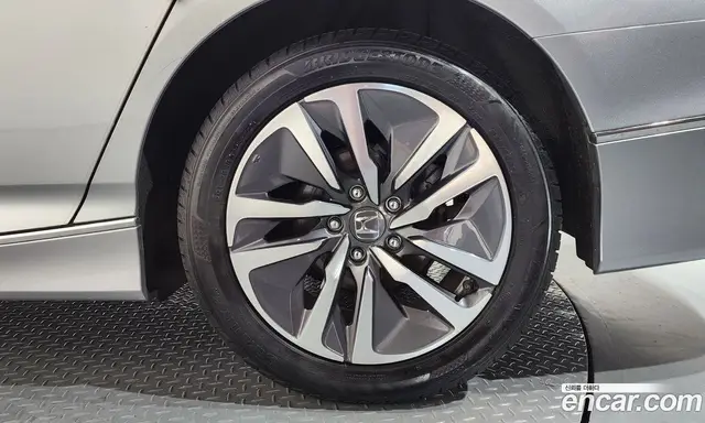 Honda Accord 2019 2.0 автомат (гидро), миниатюра 7