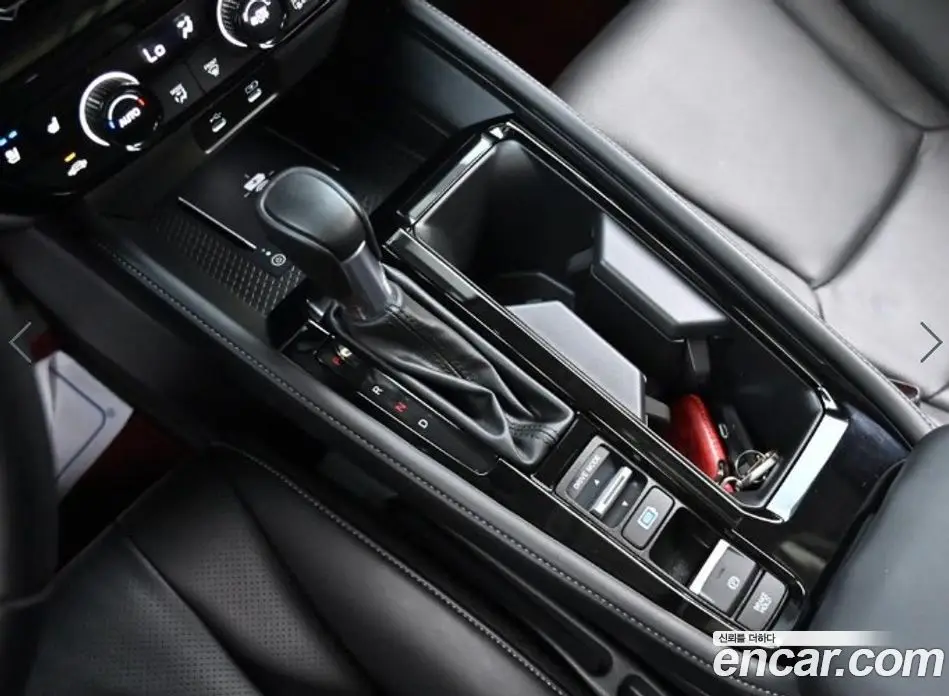 Honda Accord 2023 2.0 автомат (гидро), фото 11