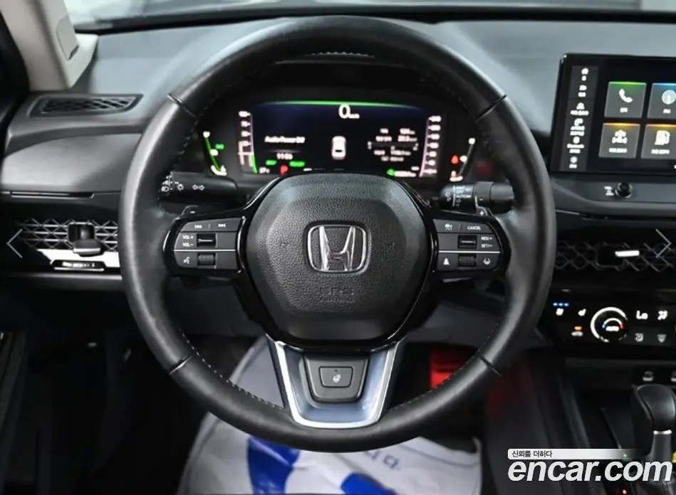 Honda Accord 2023 2.0 автомат (гидро), фото 15