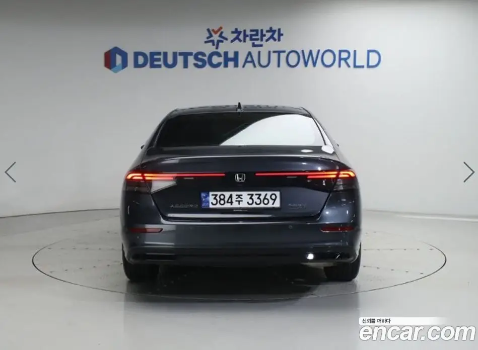 Honda Accord 2023 2.0 автомат (гидро), фото 4