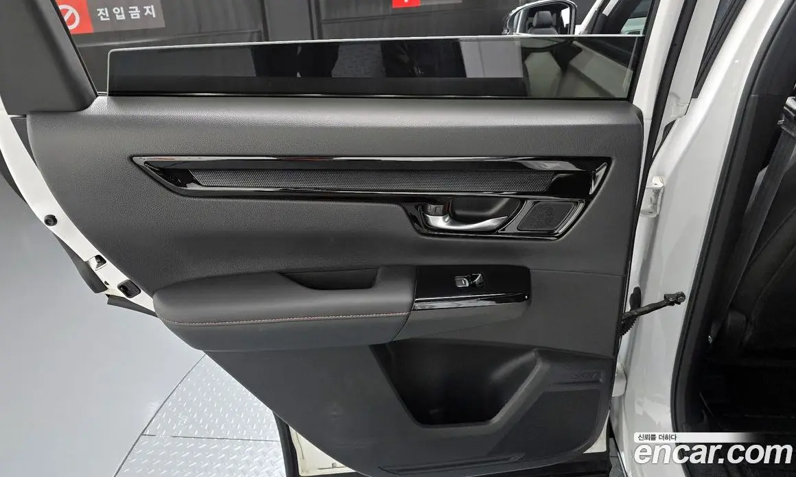 Honda CR-V 2023 2.0 автомат (гидро), фото 15