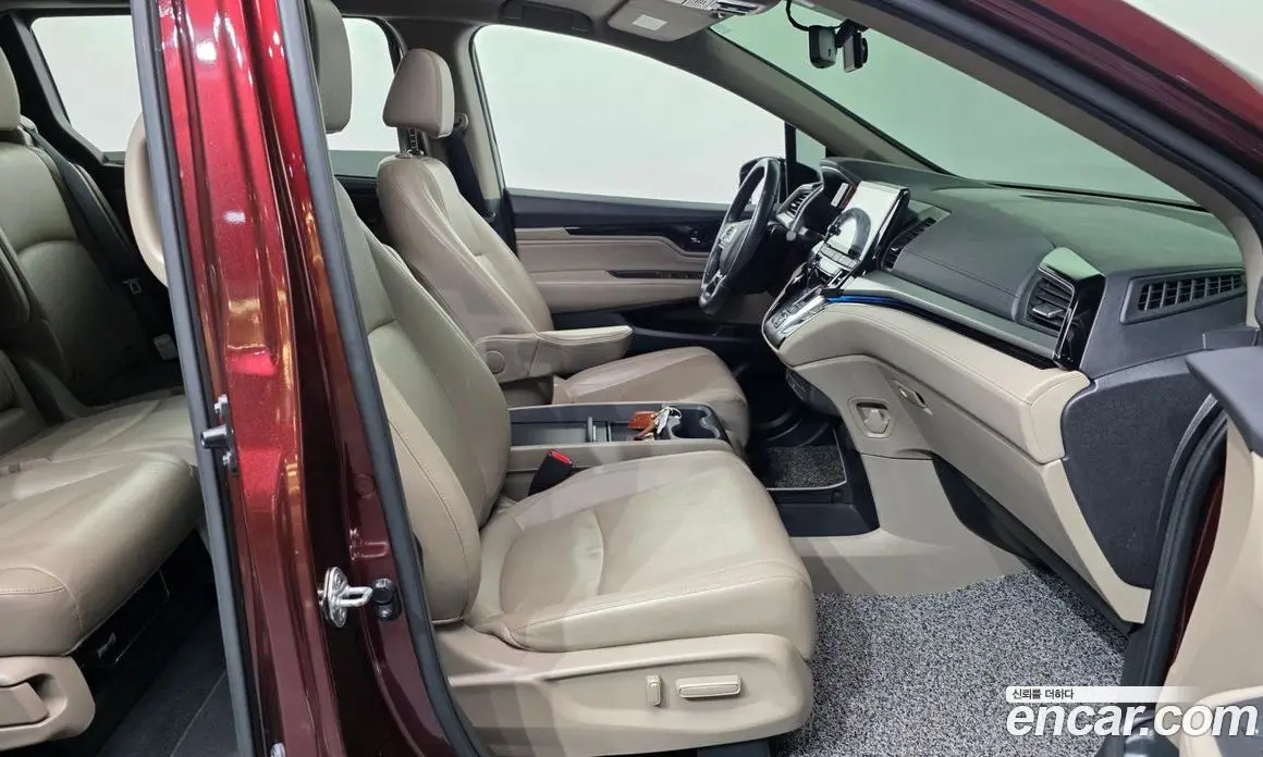 Honda Odyssey 2017 3.5 автомат (гидро), фото 17