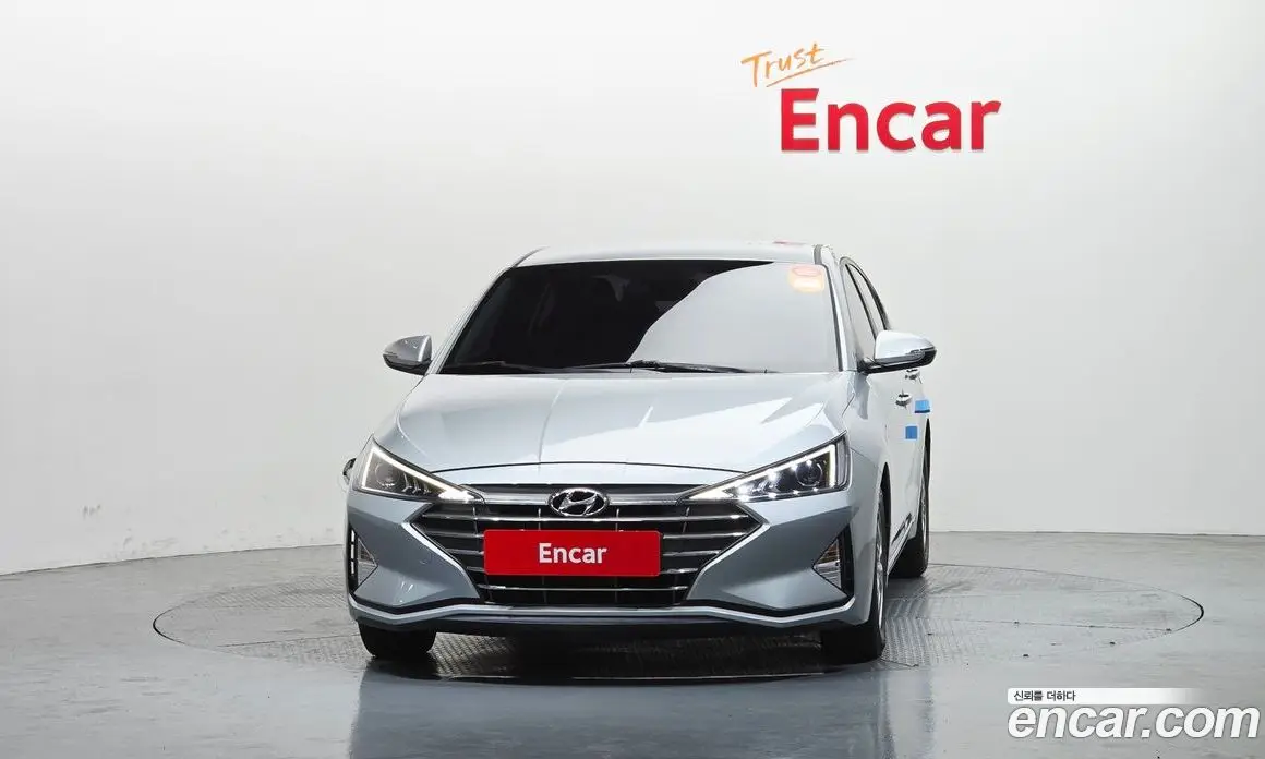 Hyundai Avante 2020 1.6 автомат (гидро), фото 3