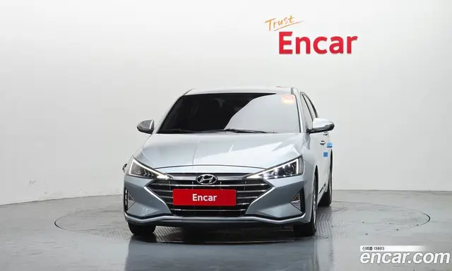 Hyundai Avante 2020 1.6 автомат (гидро), миниатюра 3