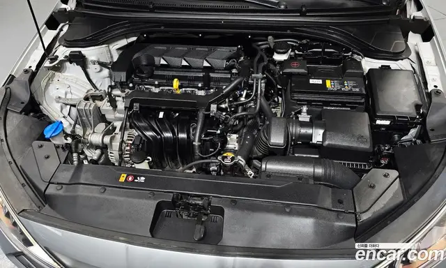 Hyundai Avante 2020 1.6 автомат (гидро), миниатюра 6