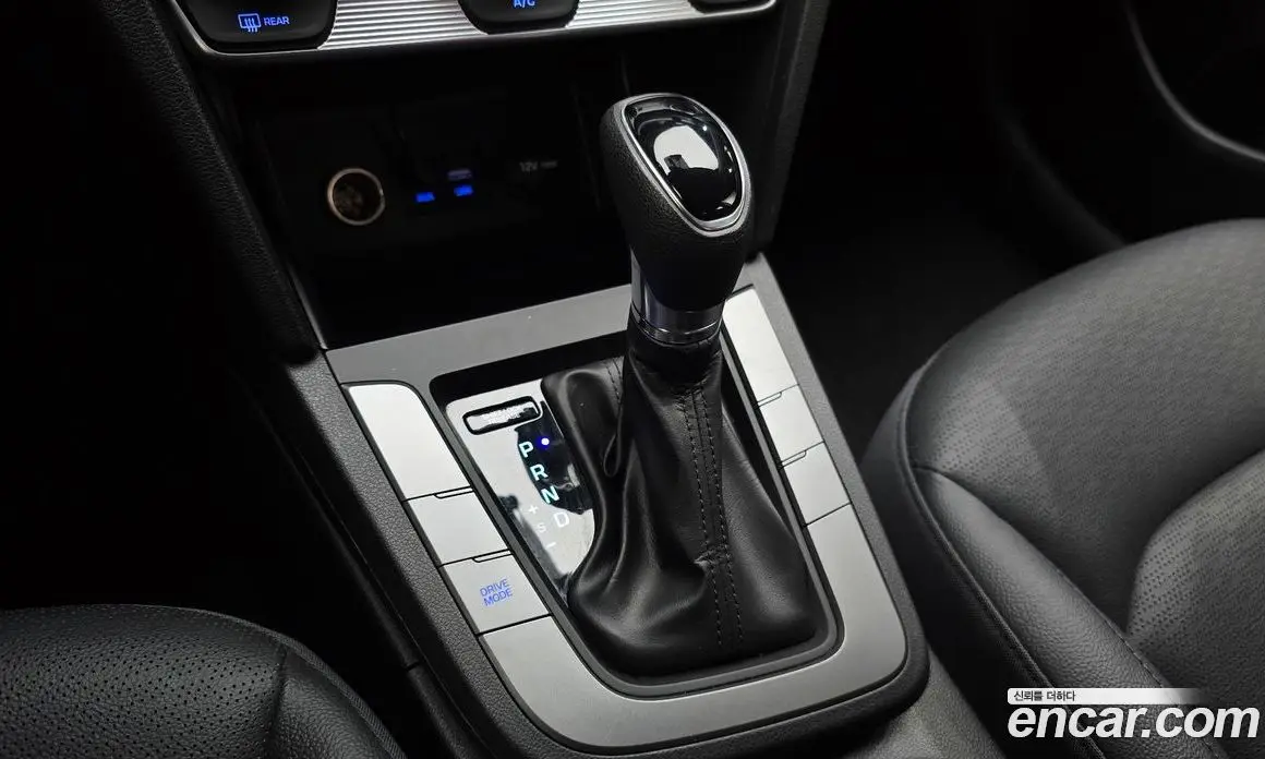 Hyundai Avante 2020 1.6 автомат (гидро), фото 9
