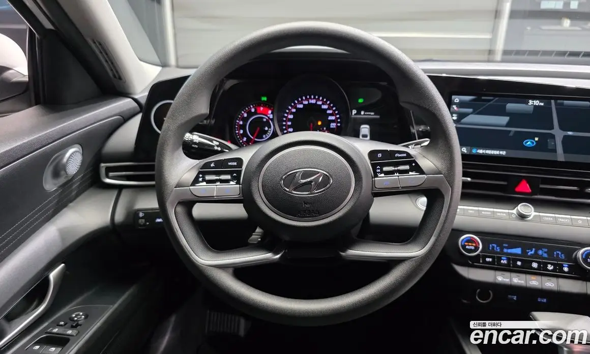 Hyundai Avante 2021 1.6 автомат (гидро), фото 18