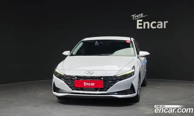 Hyundai Avante 2021 1.6 автомат (гидро), миниатюра 3