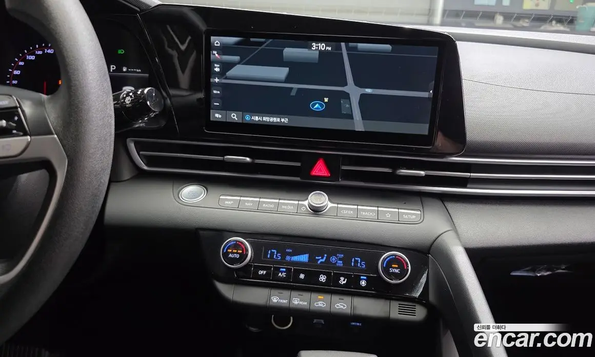 Hyundai Avante 2021 1.6 автомат (гидро), фото 25