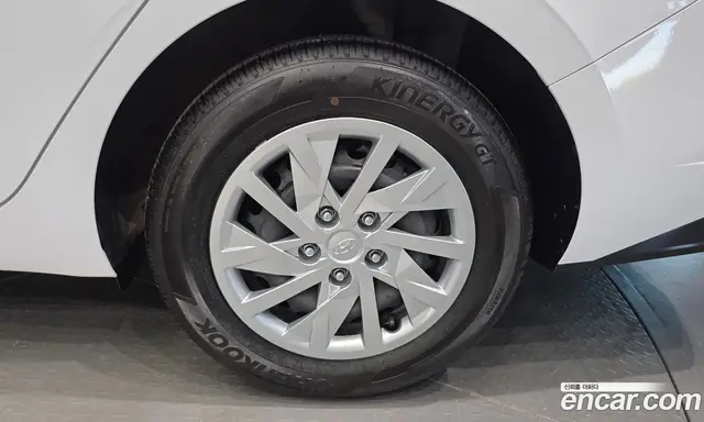 Hyundai Avante 2021 1.6 автомат (гидро), миниатюра 7